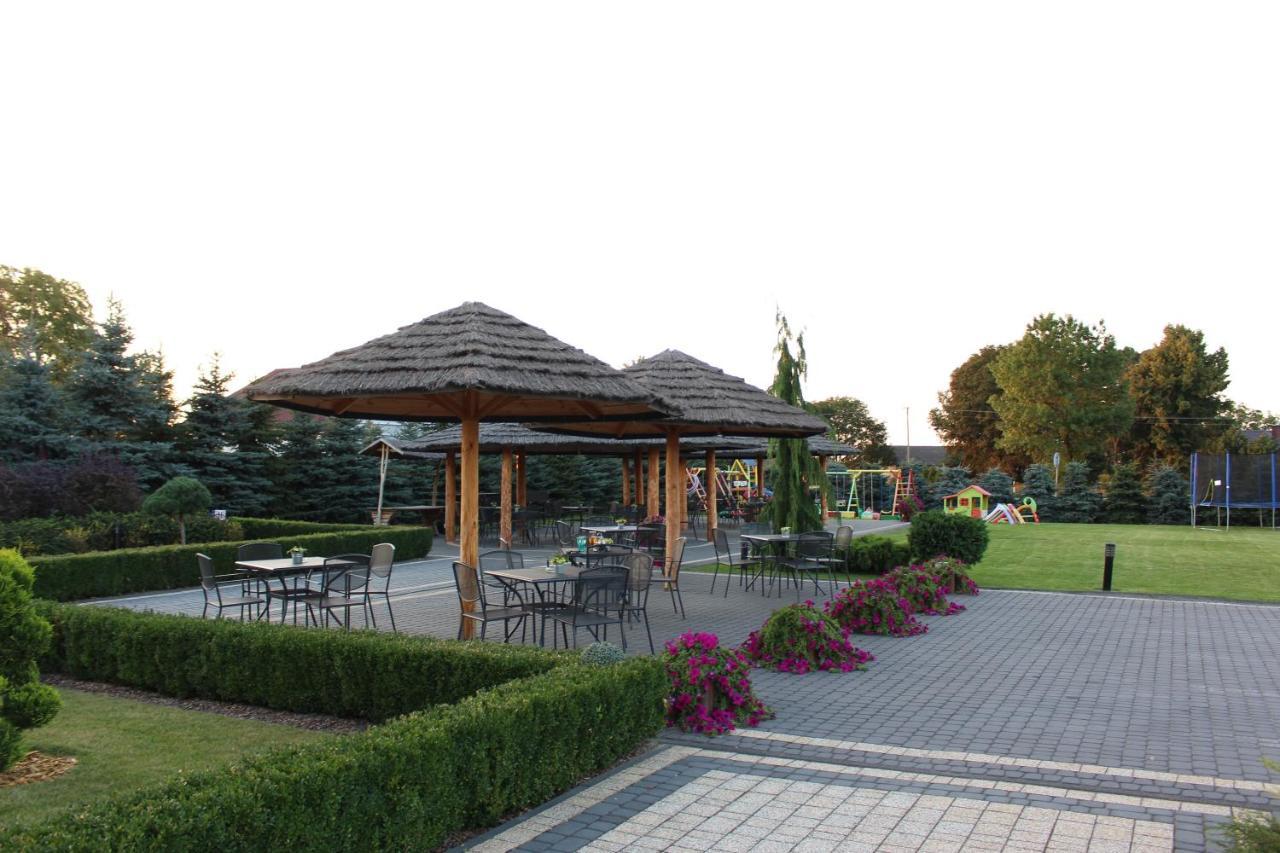 Restauracja Applause Hotel Ludwin Екстериор снимка