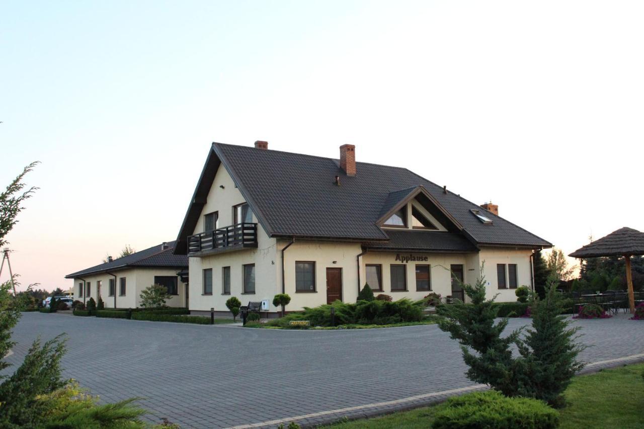 Restauracja Applause Hotel Ludwin Екстериор снимка