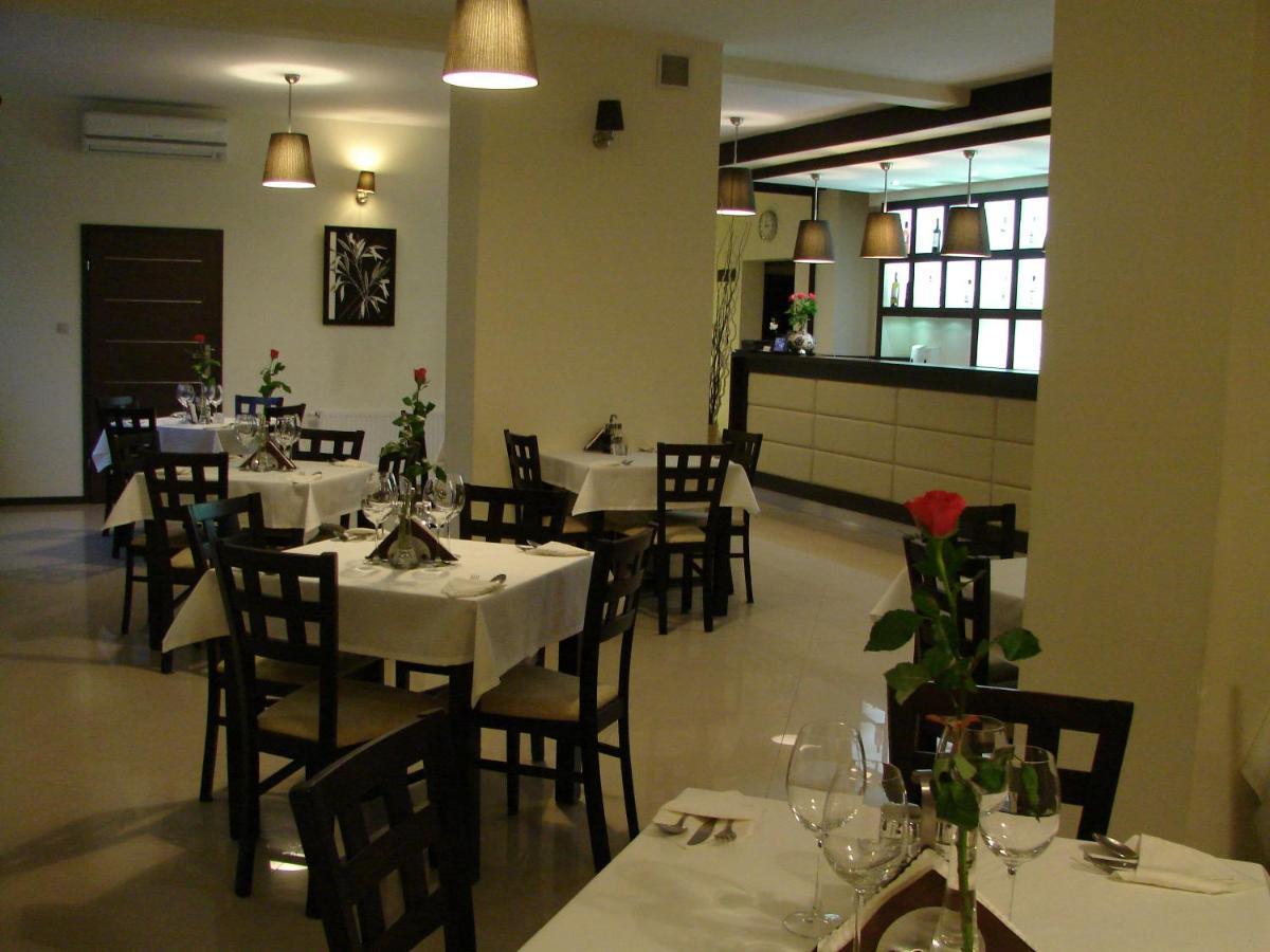 Restauracja Applause Hotel Ludwin Екстериор снимка