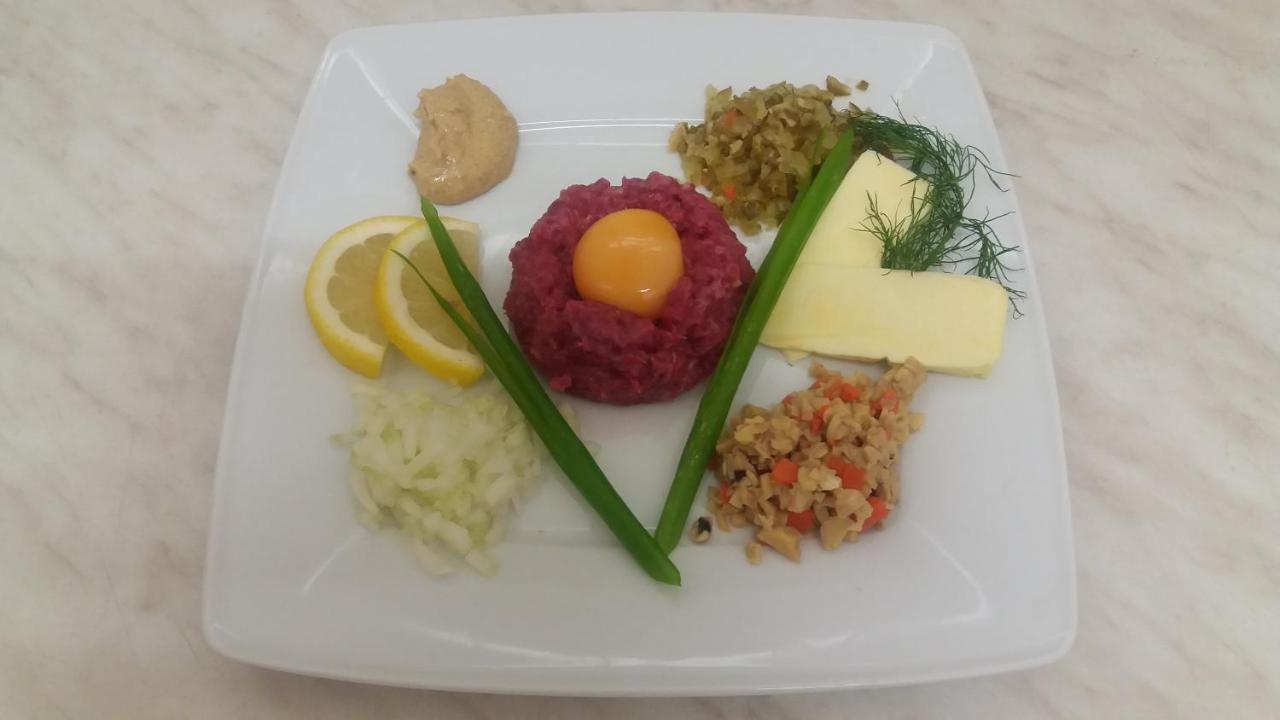 Restauracja Applause Hotel Ludwin Екстериор снимка