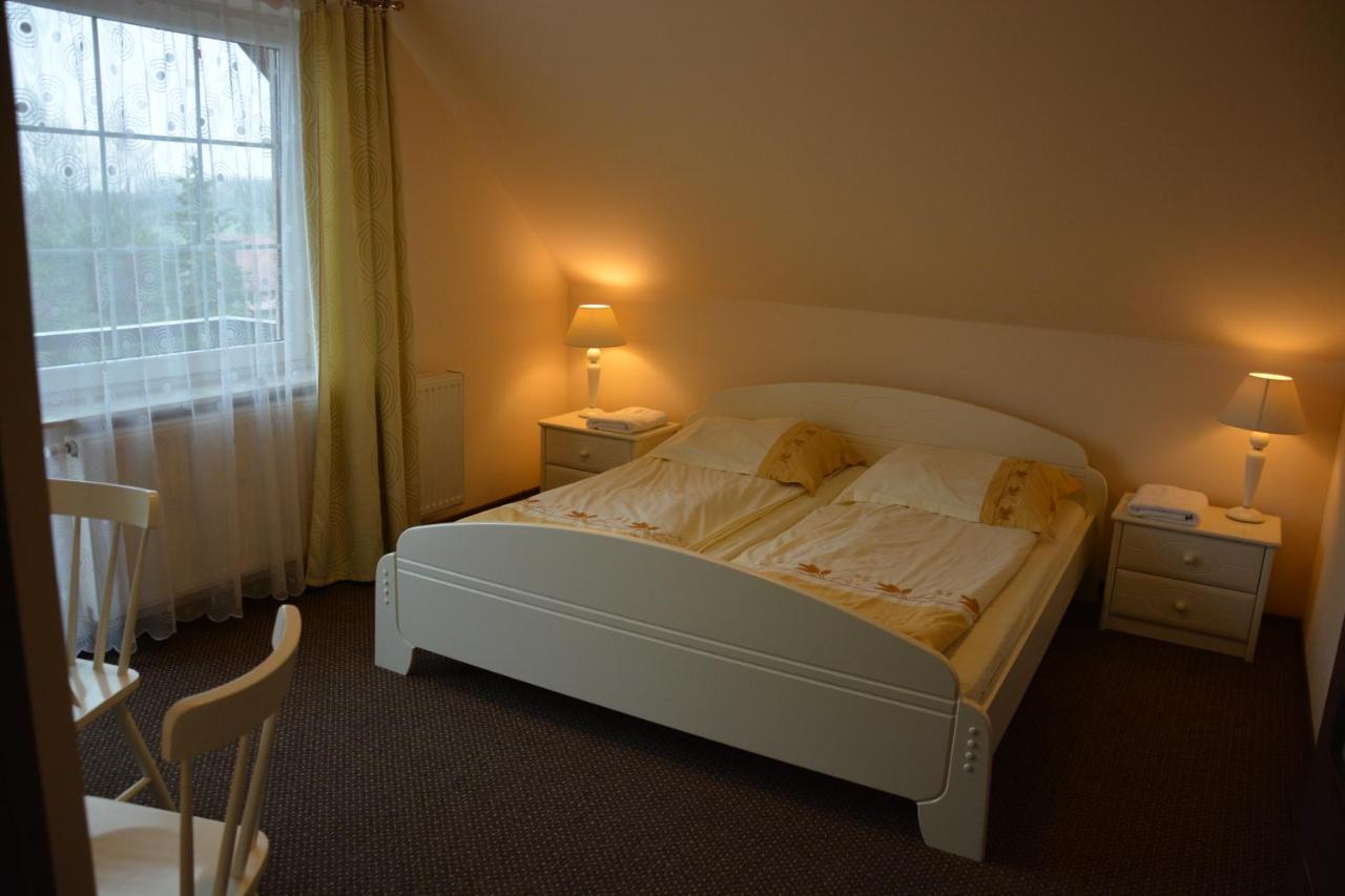 Restauracja Applause Hotel Ludwin Екстериор снимка